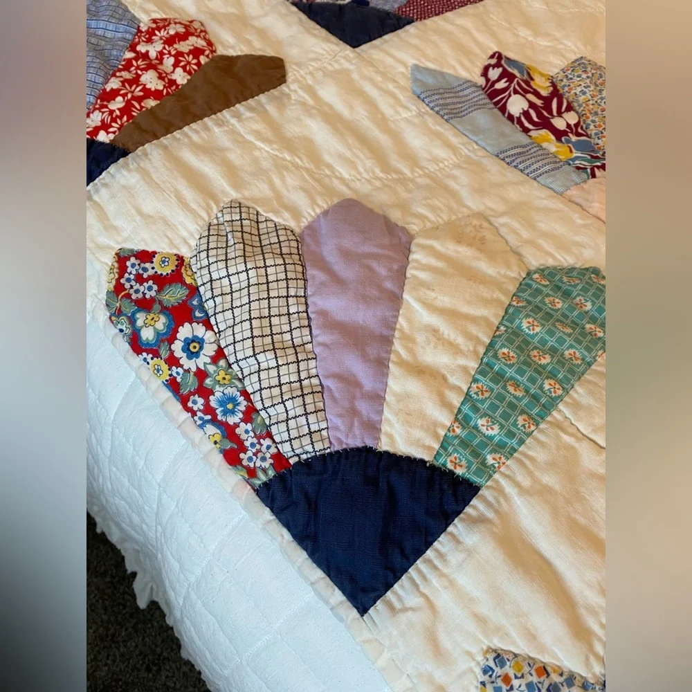 Handmade Fan Quilt 62”/72” in Blues and Reds 💙❤️🩵🤍